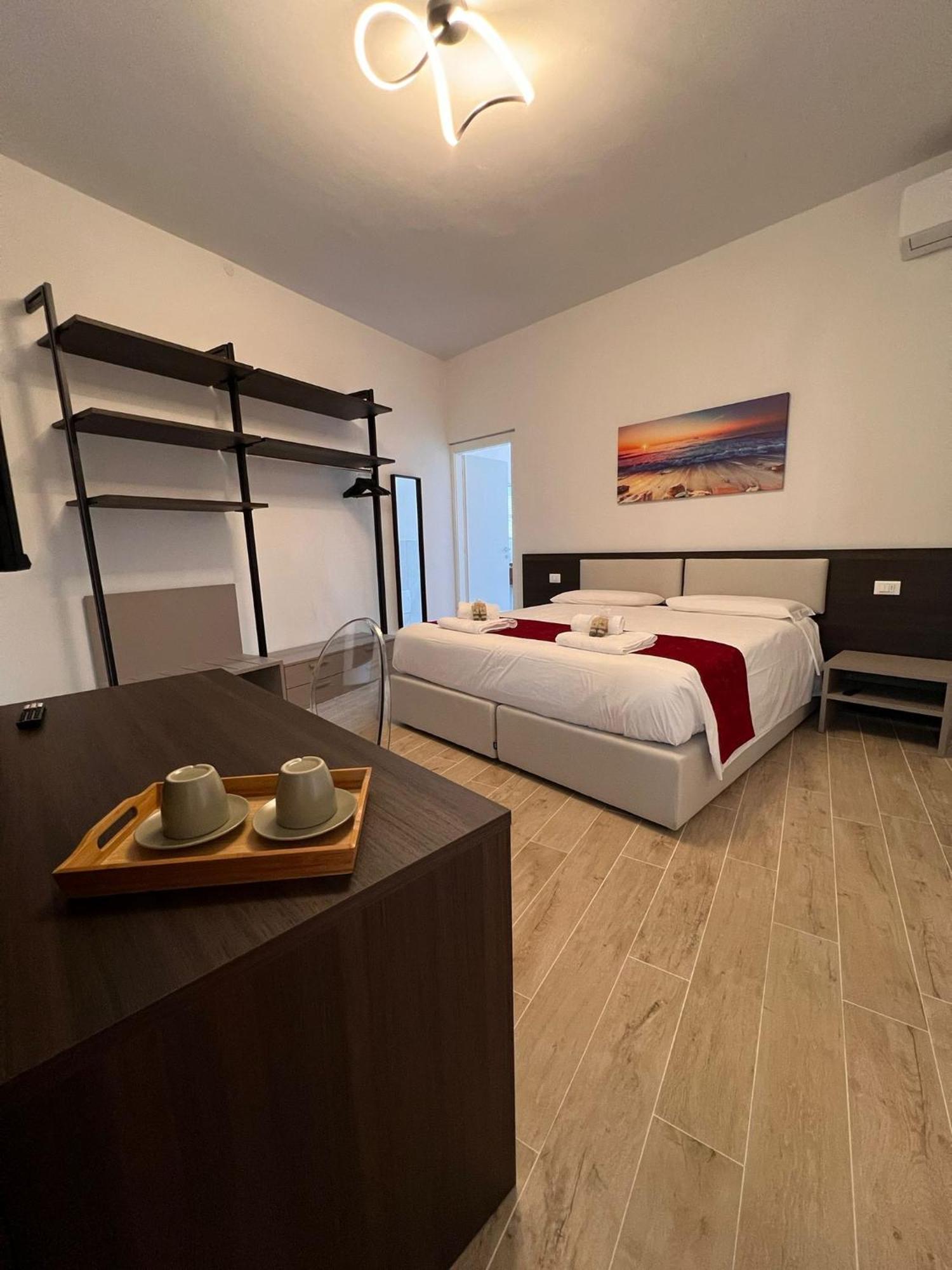 La Finestra Sul Garda Dreaming Holidays San Felice del Benaco Luaran gambar