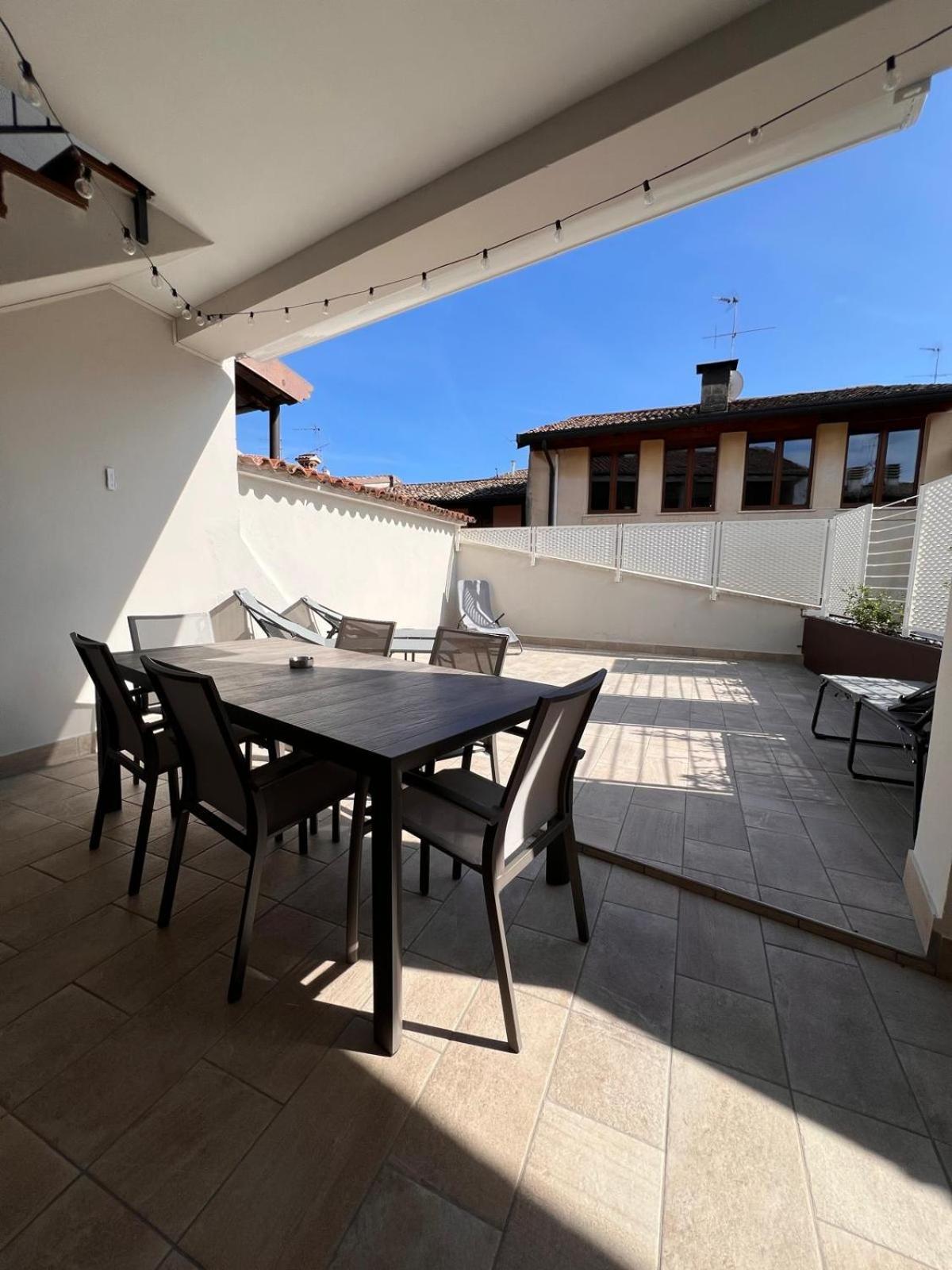 La Finestra Sul Garda Dreaming Holidays San Felice del Benaco Luaran gambar
